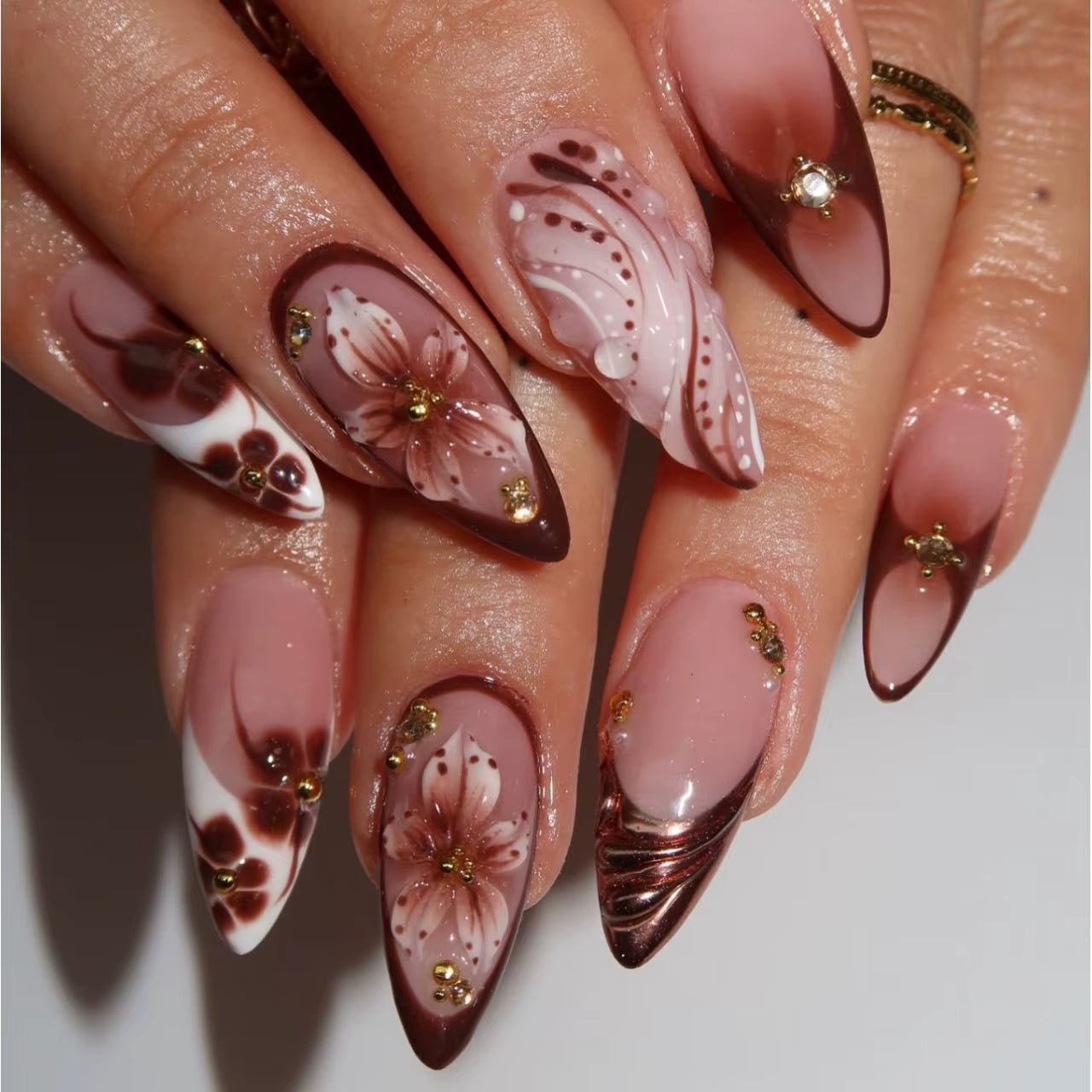 Medium fake nails for women gradient coffee brown 3D embossed flowers or leopard cross with rhinestones full cover press on nail