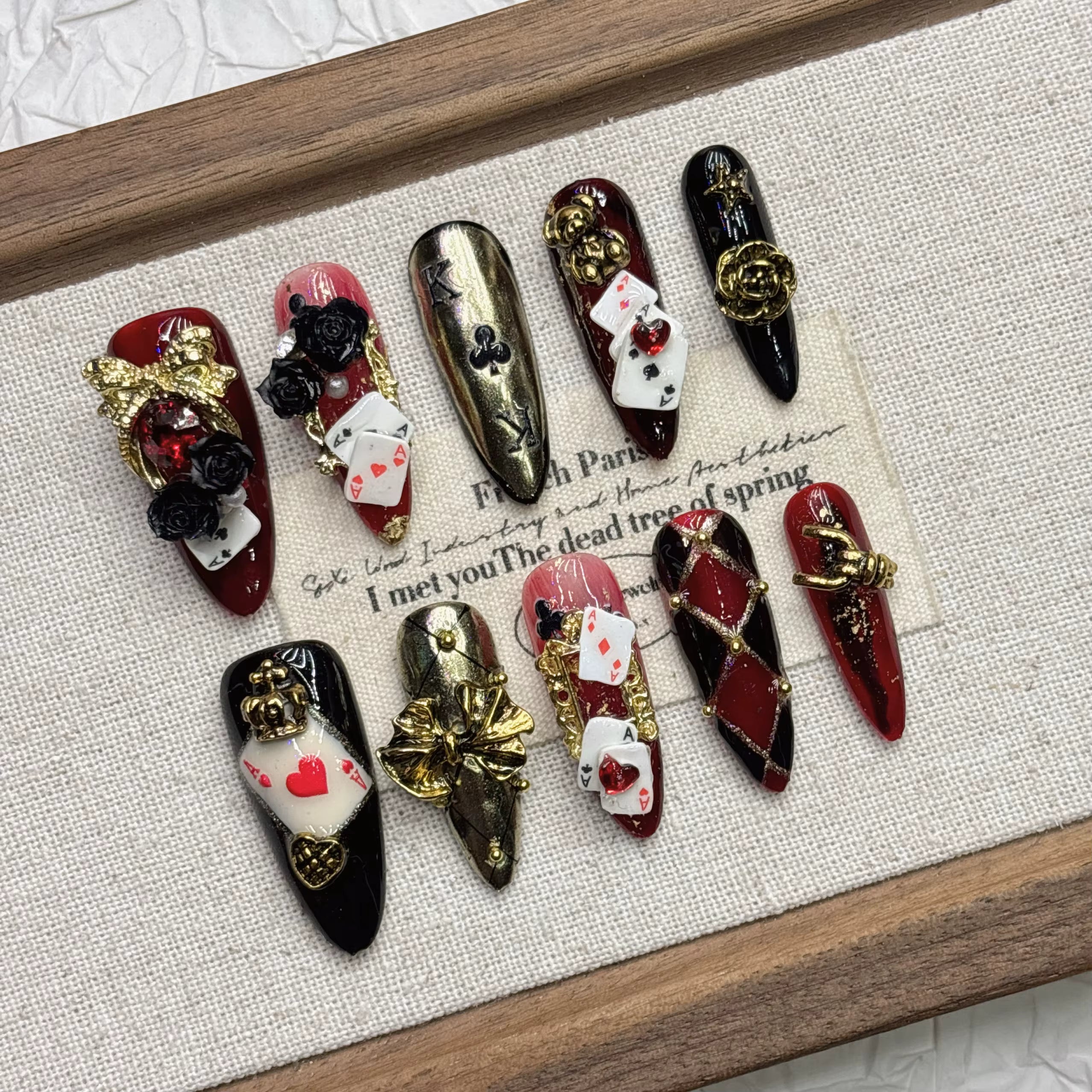 10Pcs Gothic Alice Poker 3D Heavy Metal Coffin Press On Nails, Wine Red Black Gold Rhombus Fake Nails With Poker Cards Black Rose