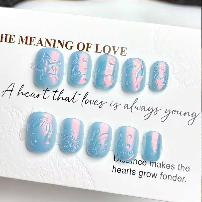 10Pcs Ocean Secret Realm Blue Matte Fish Tail Aurora Short Round Head Press on Nails Pink Fish Tail with Pearl Flase Nail Patch