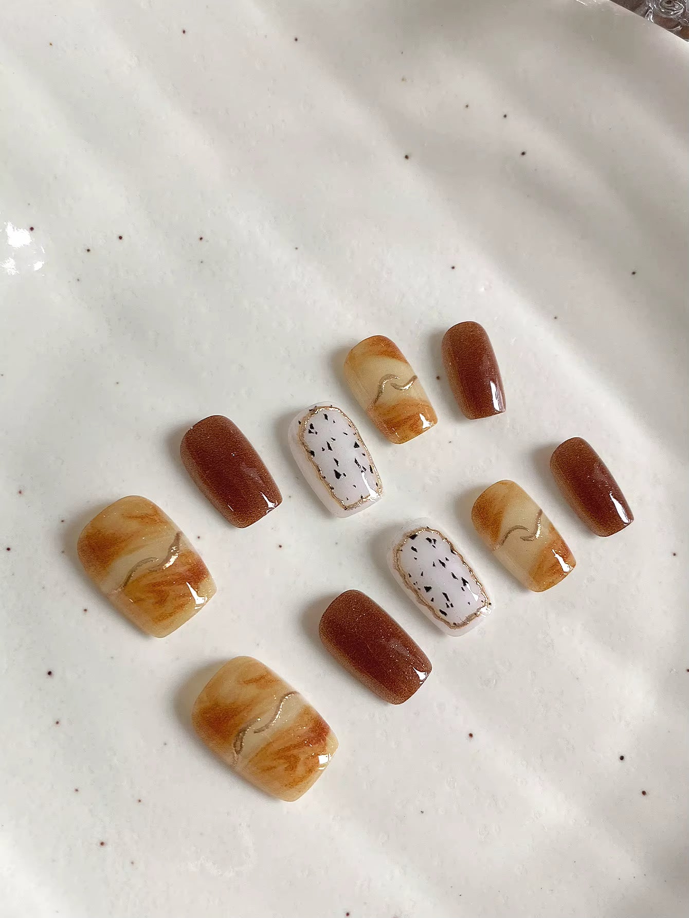 10-Piece Set of Caramel Milk Coffee Marble Press-On Nails