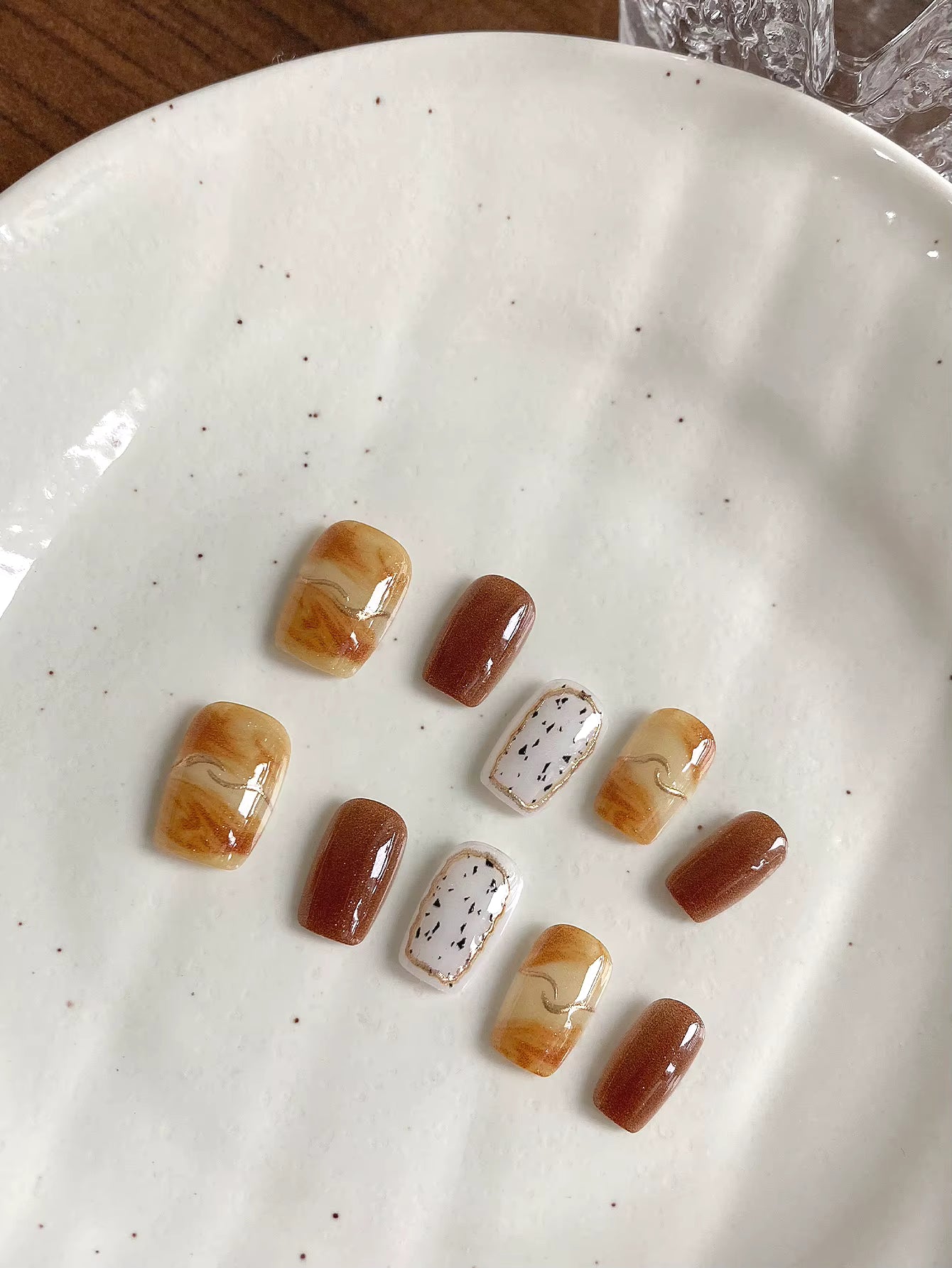 10-Piece Set of Caramel Milk Coffee Marble Press-On Nails