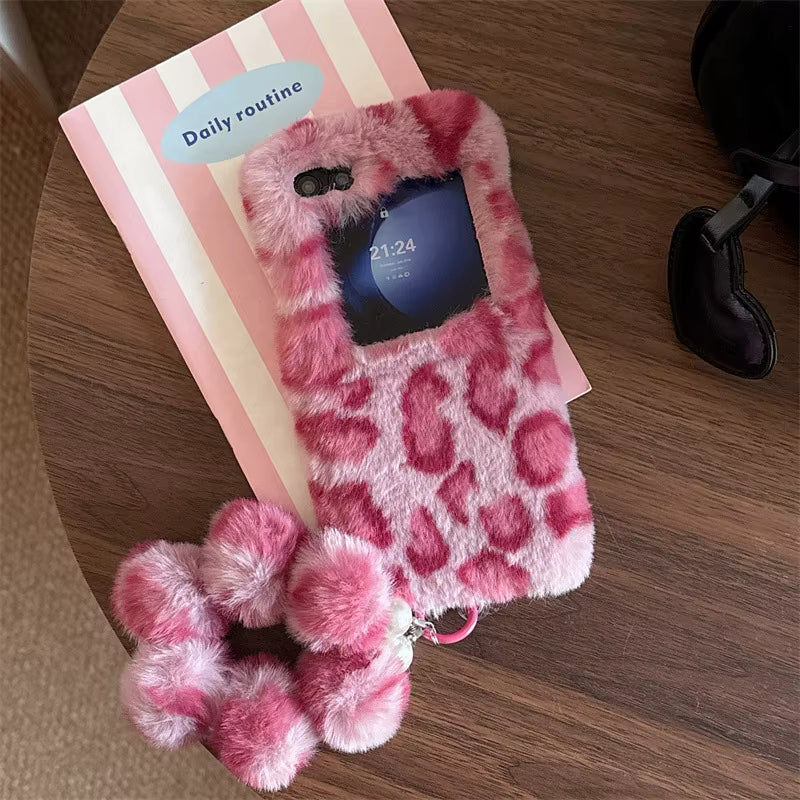 Fashion Leopard Print Fluffy Plush Wrist Strap Bracket Phone Case For Samsung Galaxy Z Flip 7 6 5 4 3 Zflip7 Shockproof Cover
